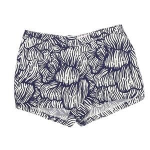 Lilly Pulitzer Printed Shorts Size 6